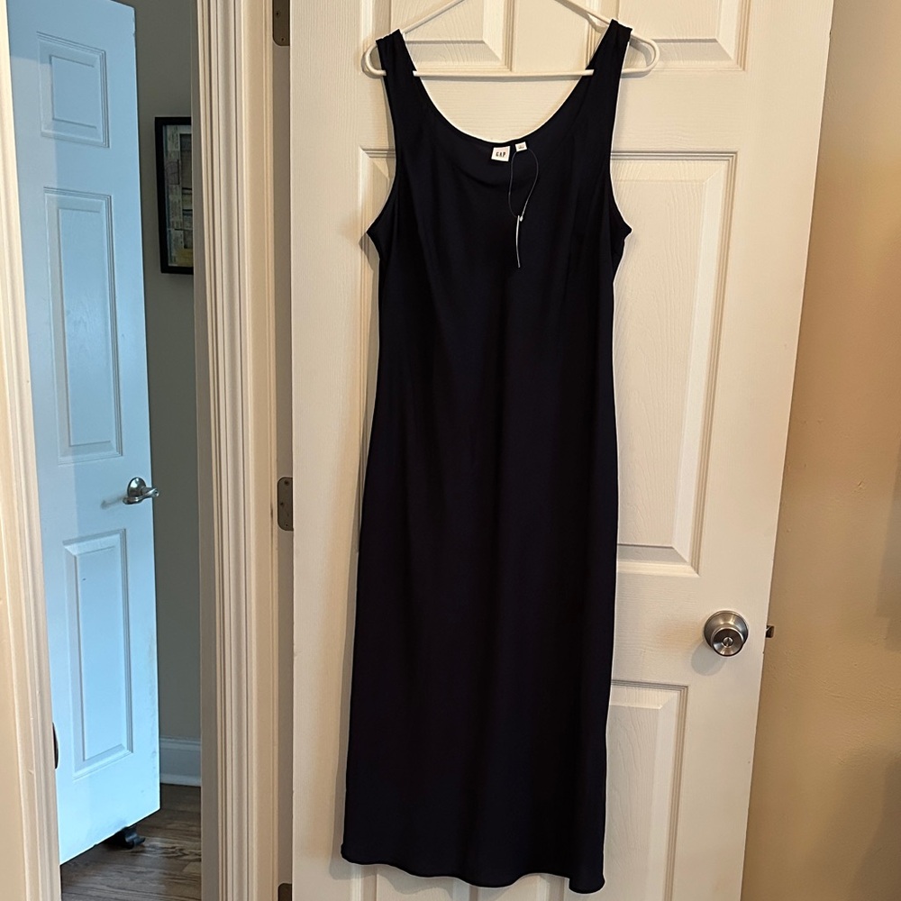 Elegant Navy Sleeveless Dress